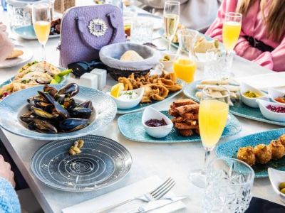 Best Brunch Spots With Bottomless Bellinis