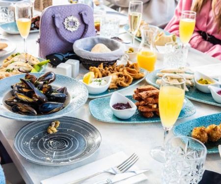 Best Brunch Spots With Bottomless Bellinis