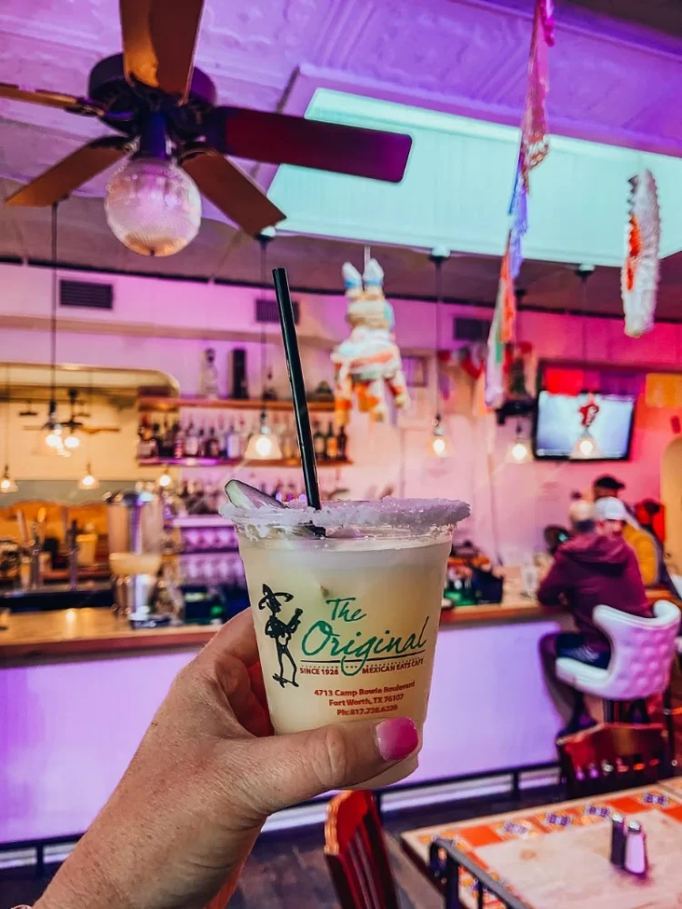 Best Mexican Restaurants with Craft Margaritas: Top Spots to Enjoy Refreshing Margaritas