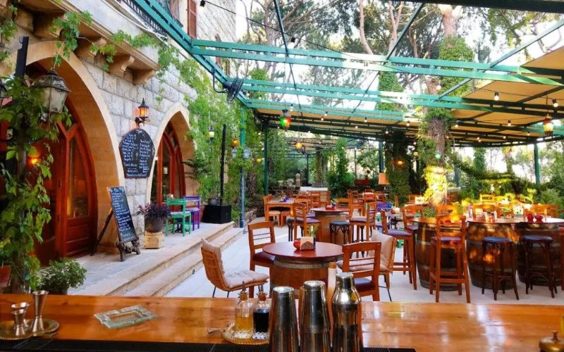 Best Lebanese Restaurants With Outdoor Seating in the US
