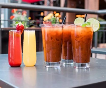 How to Order the Perfect Brunch Flight of Drinks