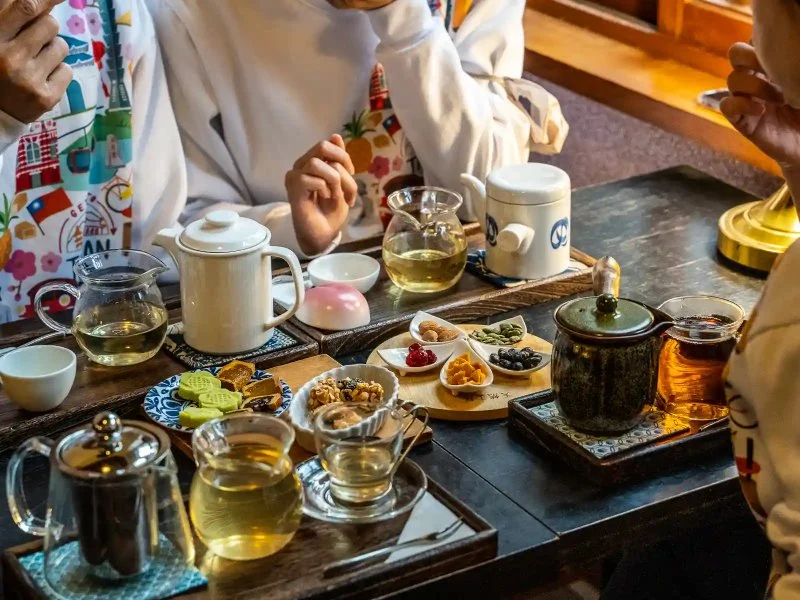 Best Chinese Tea Houses With Traditional Snacks | Brunch & Snack Chat