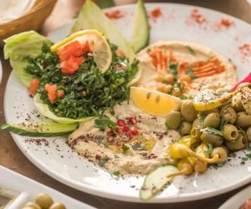 Best Lebanese Brunch Spots With Traditional Pastries