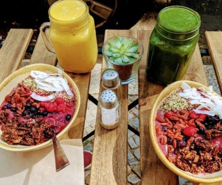 Best Vegan Brunch Restaurants Featuring Unique Bowls