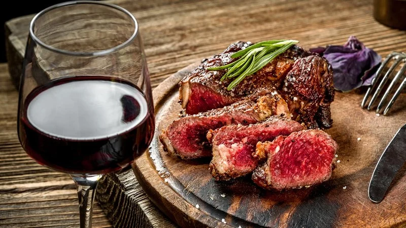 Mastering Steak and Wine Pairing: How to Order Like a Pro