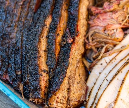 Best BBQ Brisket Spots Worth Waiting For | Smoky Texas Favorites