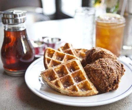 Best Breakfast Spots for Classic Waffles Across the U.S.
