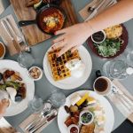 Essential Tips for Dining Out With a Big Group Made Easy
