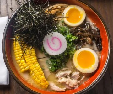 Best Ramen Spots for Rich Broths and Tender Noodles in the US