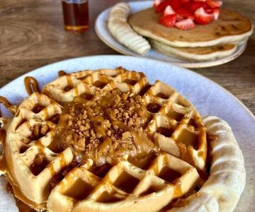 Best Breakfast Spots for Classic Waffles: Top Places to Indulge