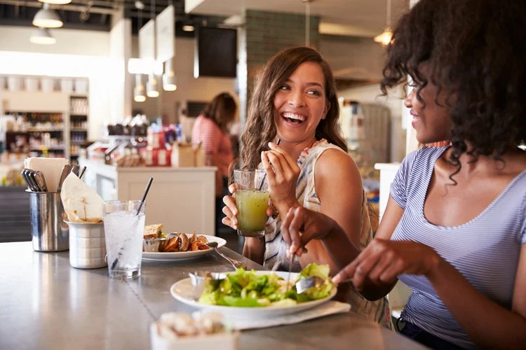 How to Eat Healthy at Sit-Down Restaurants Without Giving Up Enjoyment