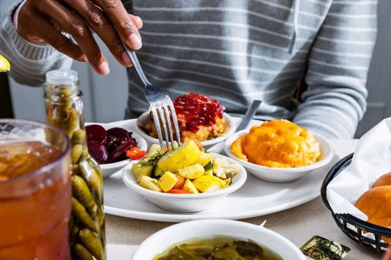 How to Find the Best Local-Owned Restaurants Near You Easily